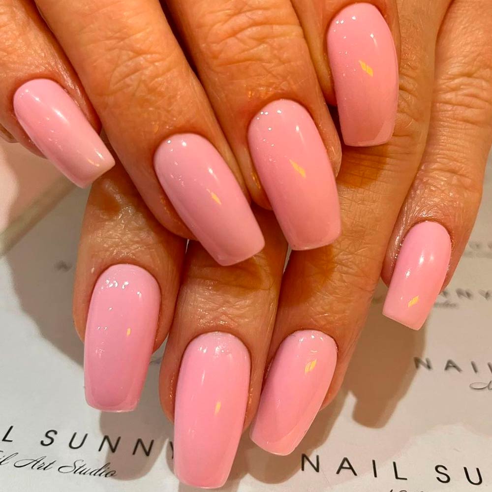 Monochromatic Easter Nude